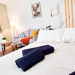 L'ecrin Du Chateau Sejour A 2, Etudes, Professionnels A Calme Face Au Chateau Linge Et Wifi Inclus *