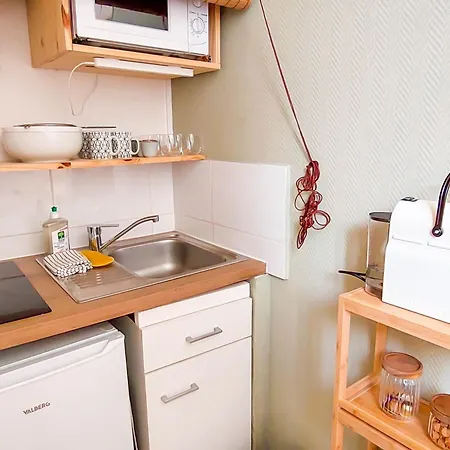 L'ecrin Du Chateau Sejour A 2, Etudes, Professionnels A Calme Face Au Chateau Linge Et Wifi Inclus Apartment