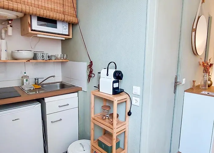 L'ecrin Du Chateau Sejour A 2, Etudes, Professionnels A Calme Face Au Chateau Linge Et Wifi Inclus Apartment Caen